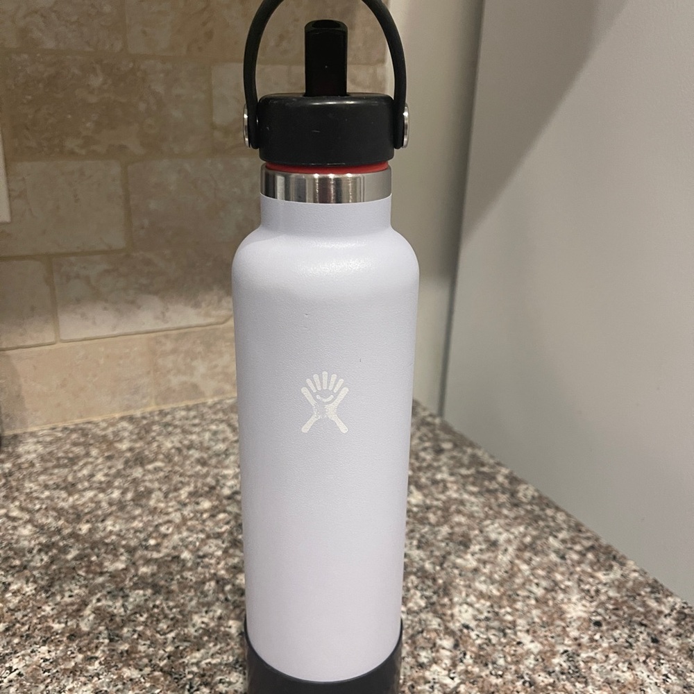 Hydro Flask White Water Bottle